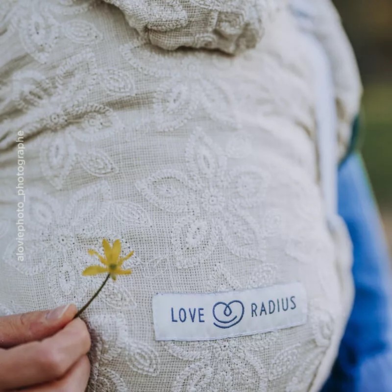 LOVE RADIUS HoodieCarrier 2, Fleur De Lin