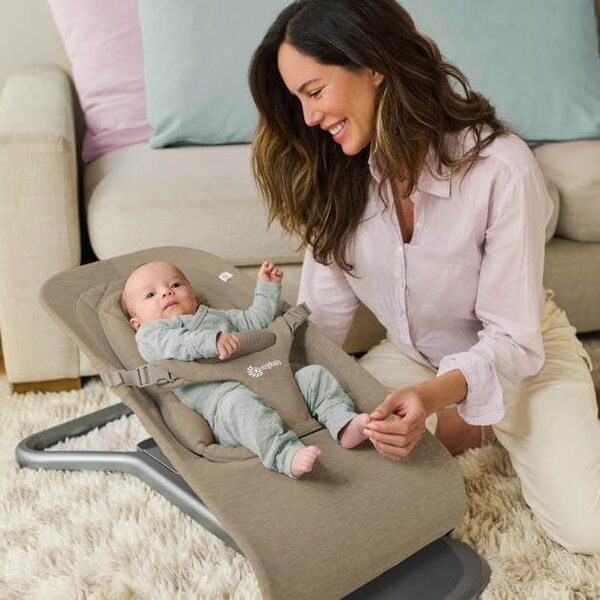 ERGOBABY EVOLVE, Soft Olive ERGOBABY EVOLVE, Soft Olive