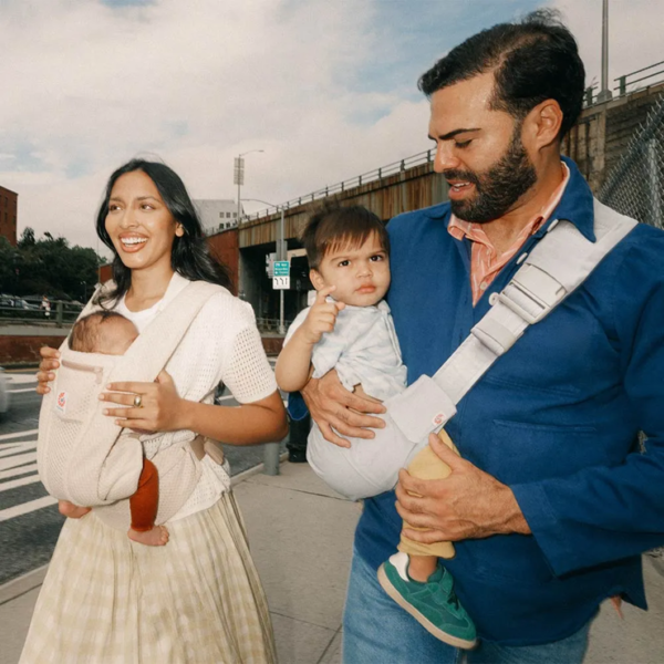 Ergobaby UPSIE, Pearl Grey