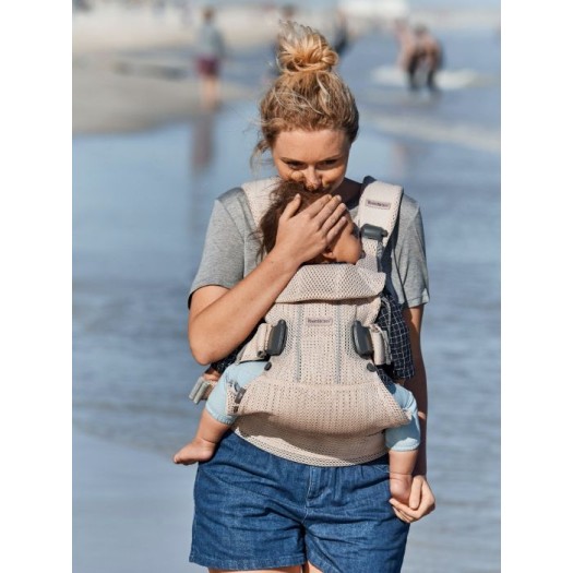 BabyBjorn Рюкзак-кенгуру Baby Carrier One Pearly Pink Mesh 098001