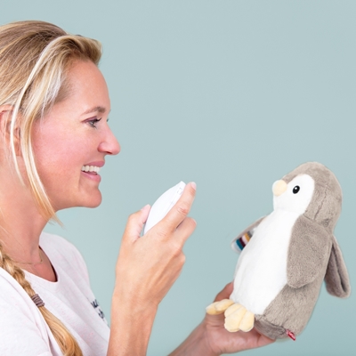 ZaZu Phoebe Muzikāla mīksta rotaļlieta ar nakts gaismu Penguin