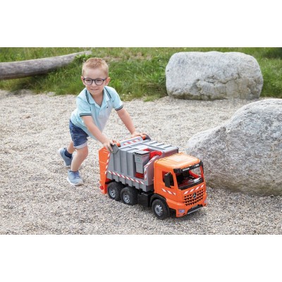 Lena Lielais atkritumu izvedējs MB Actros 74cm, slodze 100kg, (kastē) L02168 Lena